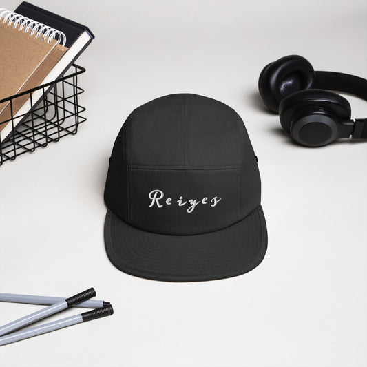 Black 5 Panel "Reiyes" Hat