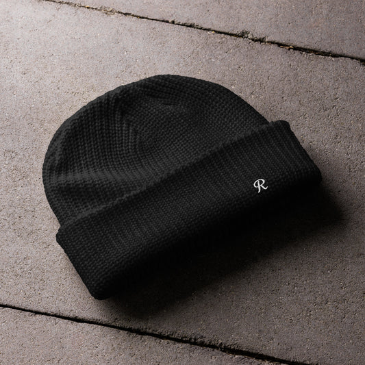 Black "Reiyes" Beanie