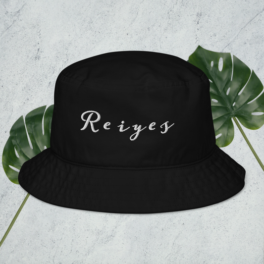 Black "Reiyes" Bucket Hat